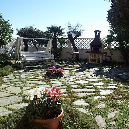 Il Giardino Sul Mare B&B Ріва-Ліґуре Екстер'єр фото